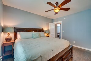 2 habitaciones, escritorio, tabla de planchar con plancha y wifi 