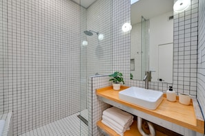 Hair dryer, towels - Rooftop w/ Views: Modern Little Italy Townhome (San Diego)