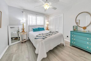 2 chambres, fer et planche à repasser, Wi-Fi, draps fournis