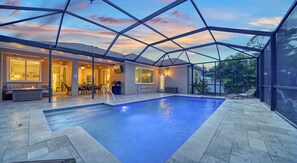 Piscina all'aperto, una piscina riscaldata