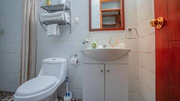 Handtücher, Seife, Toilettenpapier