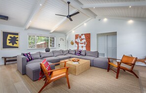 Smart TV, foosball, table tennis