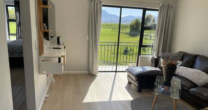 On a golf estate with Mountain views.
4km from the Beach