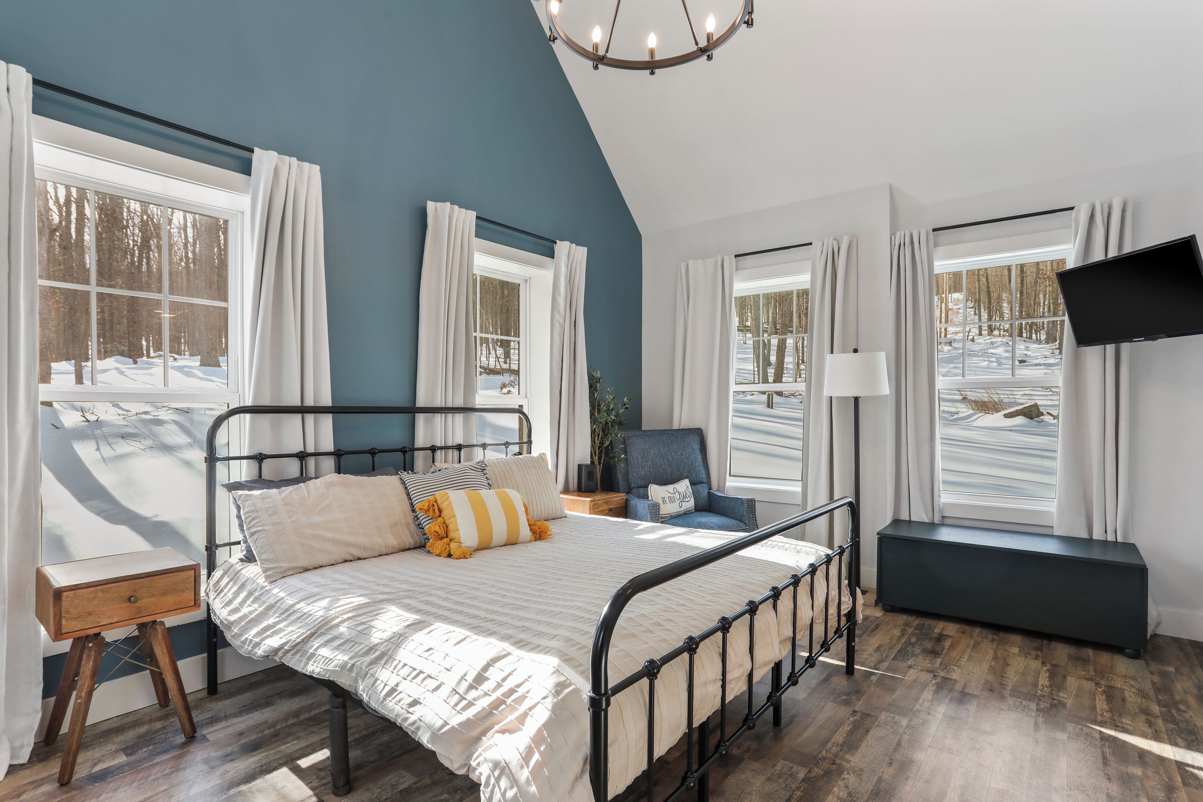 2 Schlafzimmer, Reisekinderbett, kostenloses WLAN, Bettwäsche