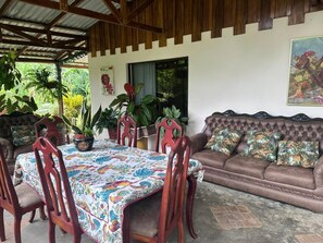 Terrace/patio - Riverside Lodge (Las Horquetas)