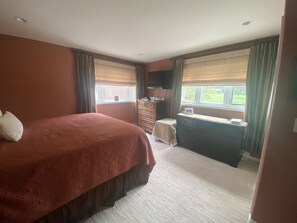 5 Schlafzimmer, Bügeleisen/Bügelbrett, kostenloses WLAN, Bettwäsche