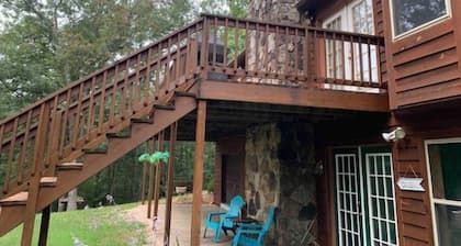 The Ozark's nature retreat with private walking trail!