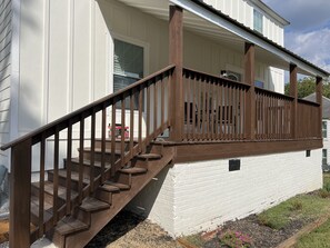 Exterior detail - 5BR 4B Huge Space with Game Barn (Greenville)