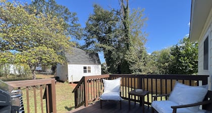 5BR 4B Huge Space with Game Barn