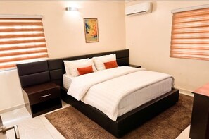 2 dormitorios, tabla de planchar con plancha, wifi y ropa de cama