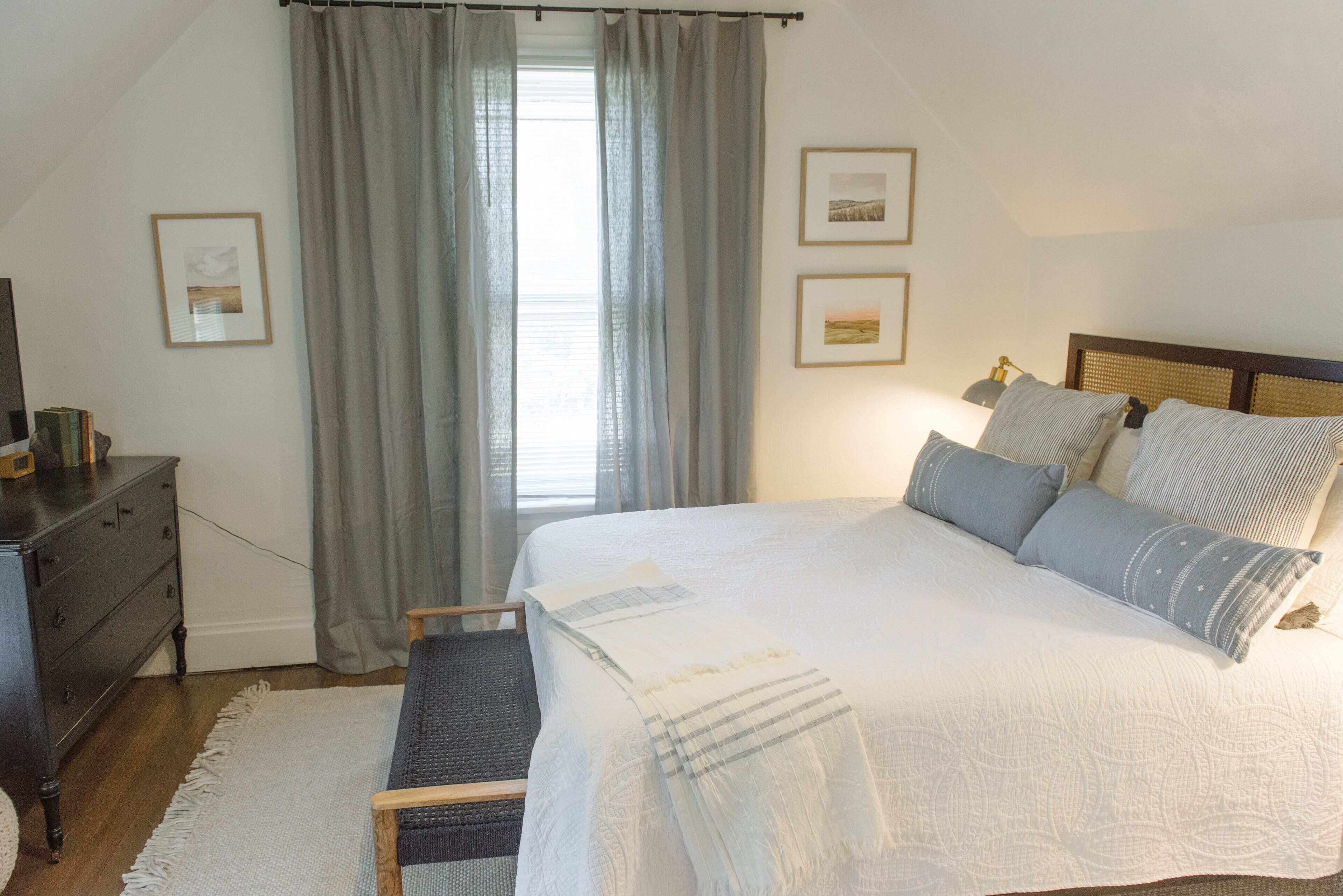 2 bedrooms, desk, iron/ironing board, free WiFi