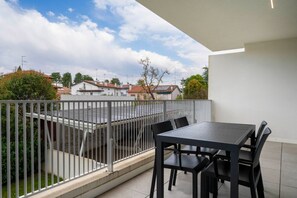 Outdoor dining - GuestHost - Neos House Lovely Apartment (Udine)