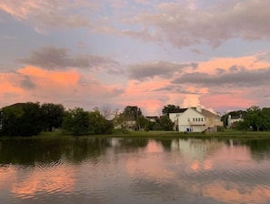 Exterior - Quiet Waterfront Suite 10Min to Folly & Downtown! (Charleston)