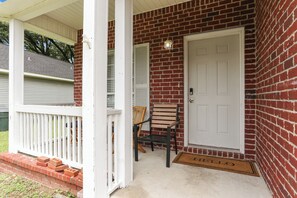 تفاصيل الفندق من الخارج