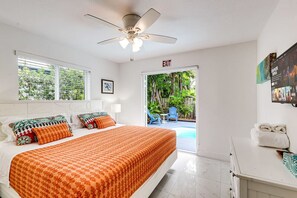 5 habitaciones, escritorio y tabla de planchar con plancha 