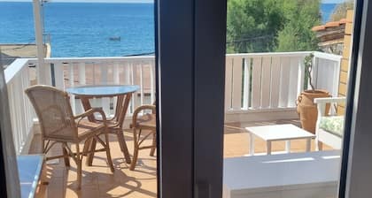 Relaxing appartment 50 seconds! from the beach