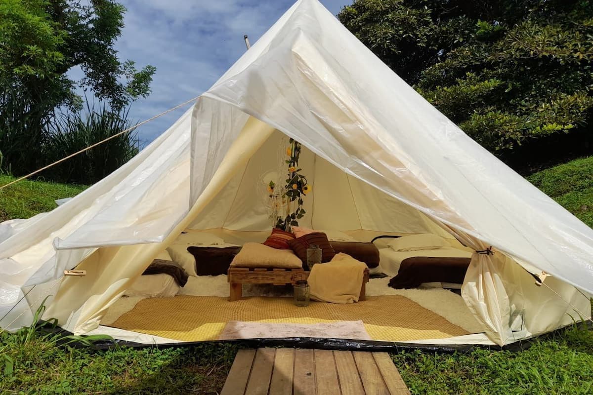 Family Tent | 6 bedrooms, bed sheets