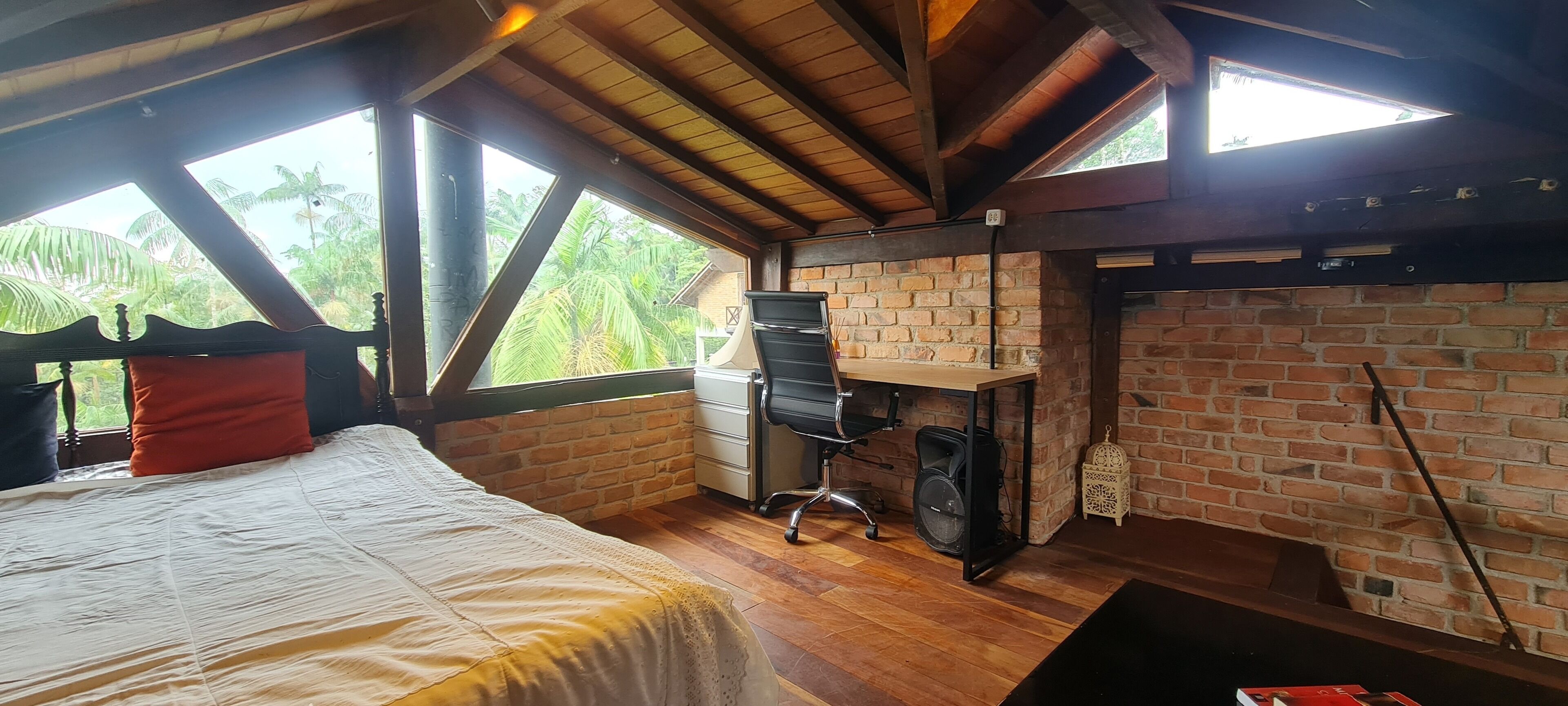 4 habitaciones, escritorio, cuna de viaje y wifi gratis 