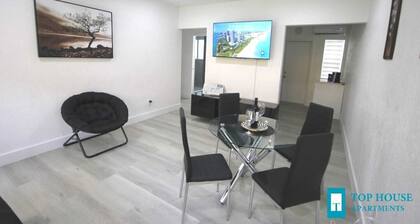 251 Airport/Top House Apartment 2