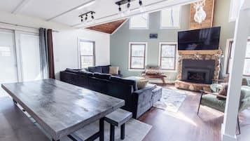 Smart TV, fireplace, video games, offices