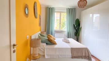 Deluxe Apartment | 1 bedroom, Egyptian cotton sheets, premium bedding, down comforters