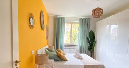 GIALLOMANGO Apt in Lucca