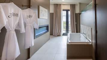 Secador de pelo y toallas