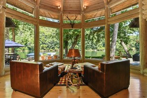 Interior - The Great Trout Lodge (Hollister)