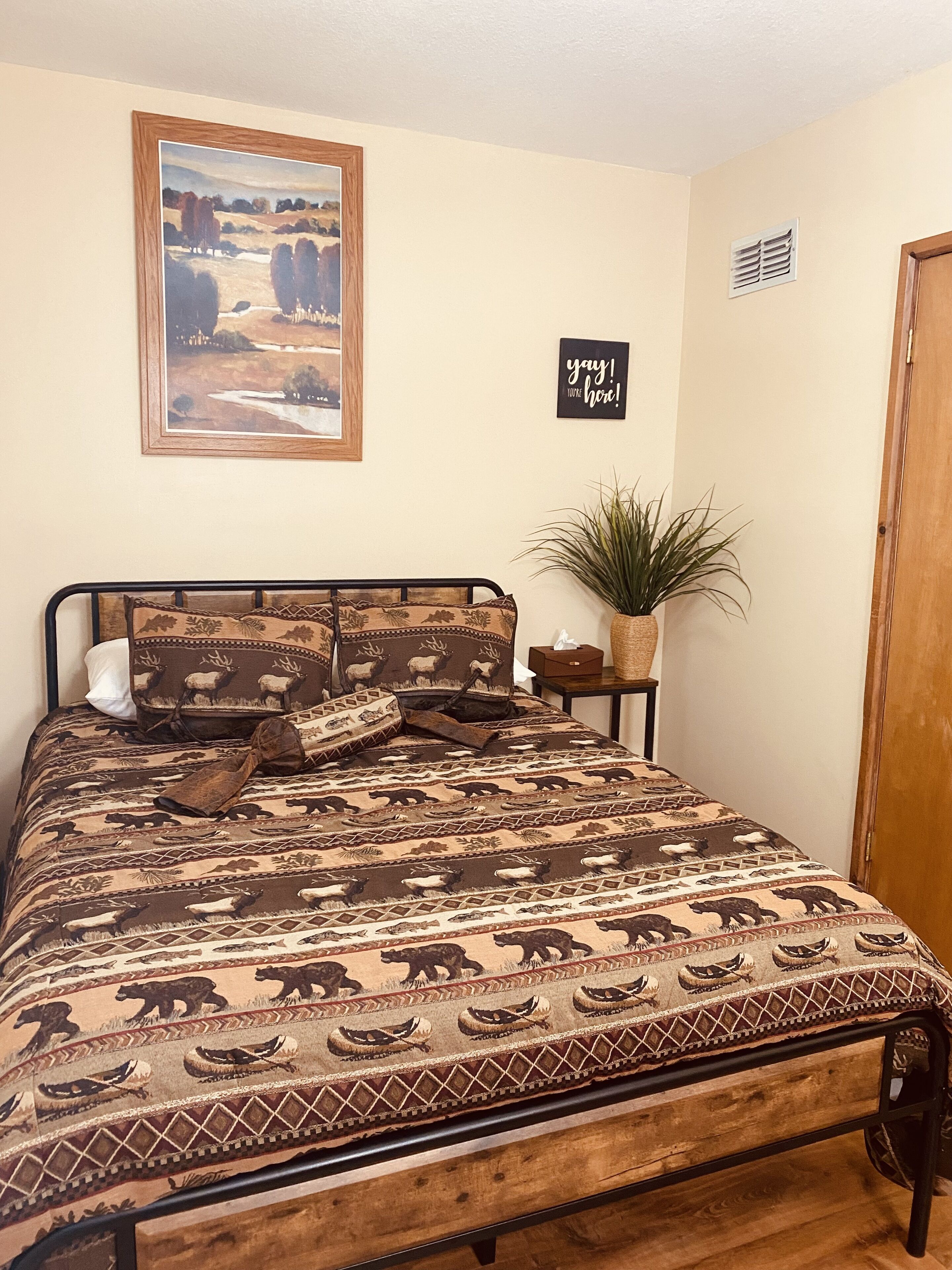 Cabana standard | 3 quartos, ferros/tábuas de passar roupa, Wi-Fi de cortesia