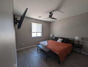 4 Schlafzimmer, kostenloses WLAN, Bettwäsche