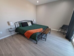 4 Schlafzimmer, kostenloses WLAN, Bettwäsche