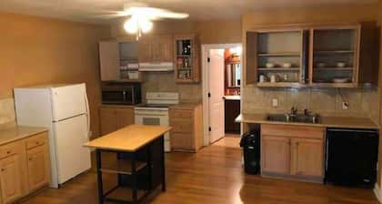 Beautiful house 5 Bedroom for Work, Family & Fun