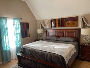 6 室のベッドルーム、WiFi、ベッドシーツ
