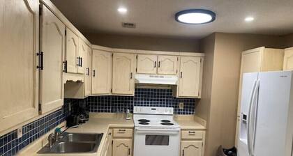 Beautiful 6 bedrooms house for Fun/Work/Family
