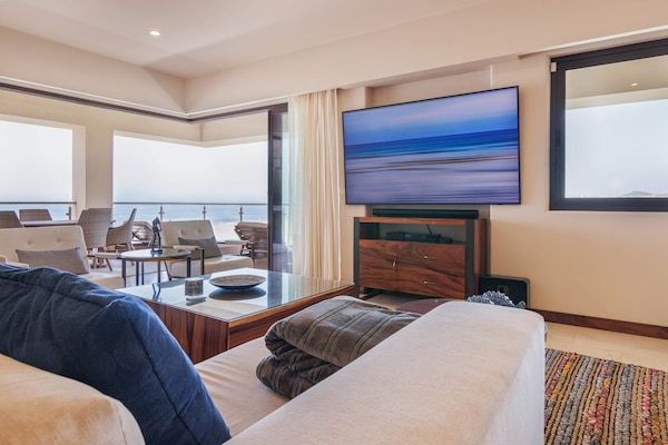 Diamante Ocean Club Residence OCR 305 Living Room with Ocean, Beach, and Sunset Views, Jun 13, 24