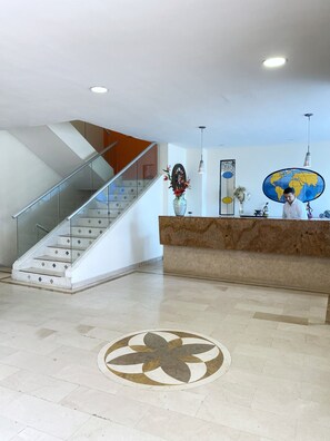 Reception - Hotel Continental Plaza (Barranquilla)