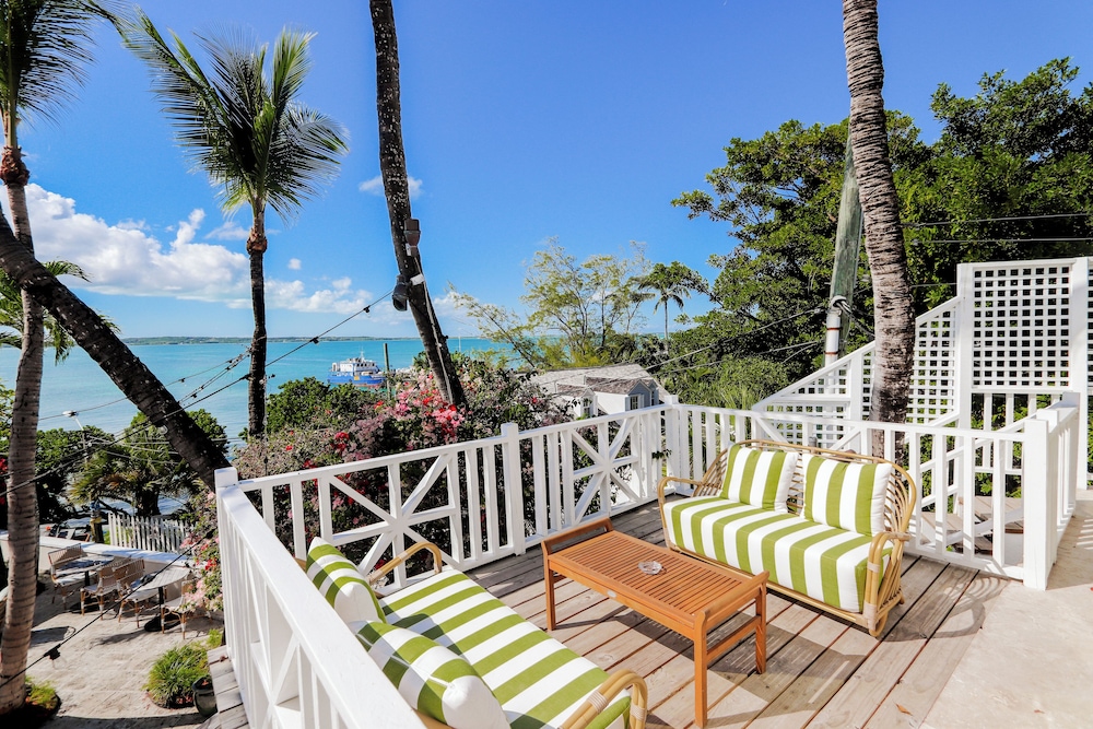 Rock House Hotel and Restaurant by null