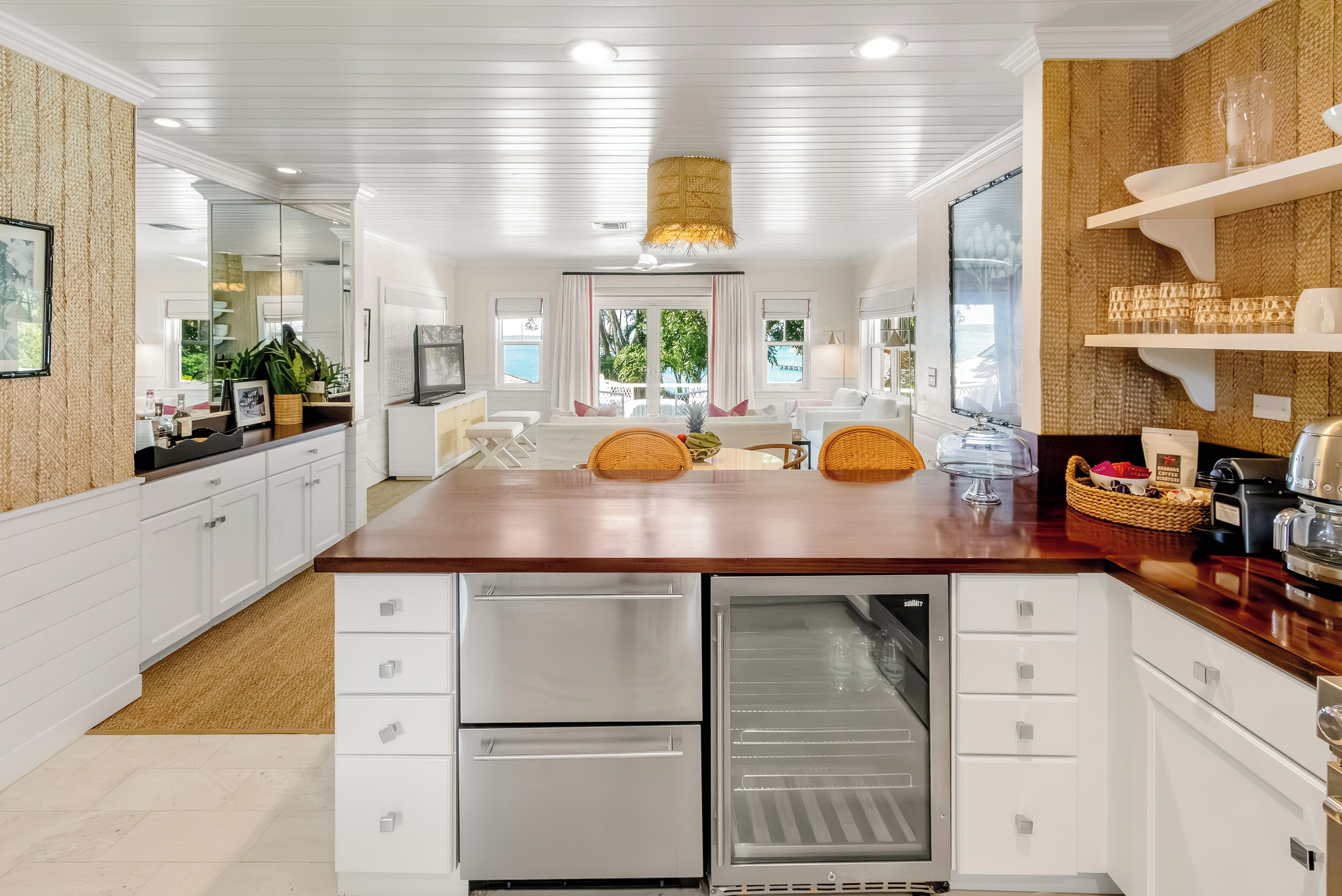 Luxury Cottage | Private kitchen | Coffee/tea maker, highchair