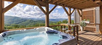 Mountain Home with Amazing Amenities
