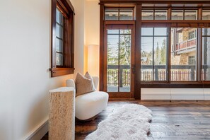 Interior - Luxury Resort Living, Private Hot tub with 2 Master BD (Park City)