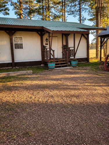Quiet Escape for Hunters & Family Retreats!
