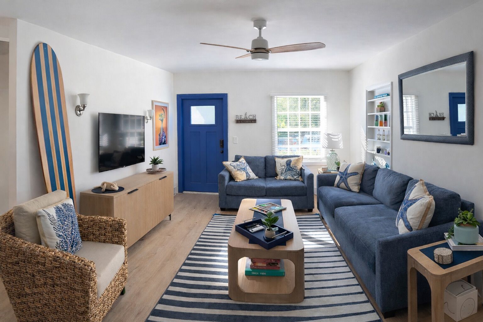 Smart-TV, bøker og kontorer