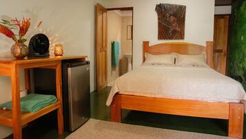 4 bedrooms, WiFi, bed sheets