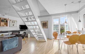 Dining - Awesome apartment in Allinge with WiFi (Allinge)