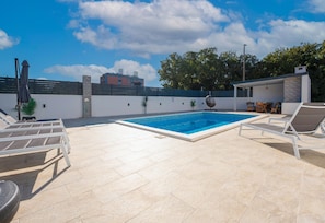 Pool - Amazing home in Biograd na Moru (Biograd na Moru)