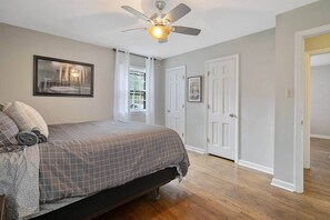 3 chambres, bureau, fer et planche à repasser, Wi-Fi