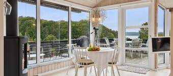 Gorgeous home in Børkop with kitchen