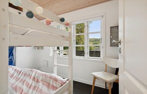 2 bedrooms, free WiFi - Gorgeous home in Børkop with kitchen (Børkop)