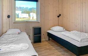 3 Schlafzimmer, Reisekinderbett, kostenloses WLAN