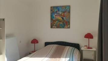 1 soverom og reiseseng for barn